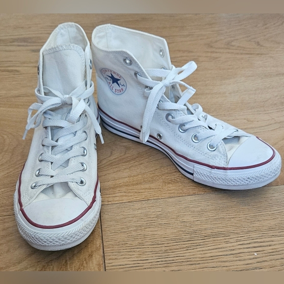 Converse All Star Chuck Taylor White High-Top Sneakers-UNISEX Wo's 9.5/Men's 7.5 - Picture 8 of 16